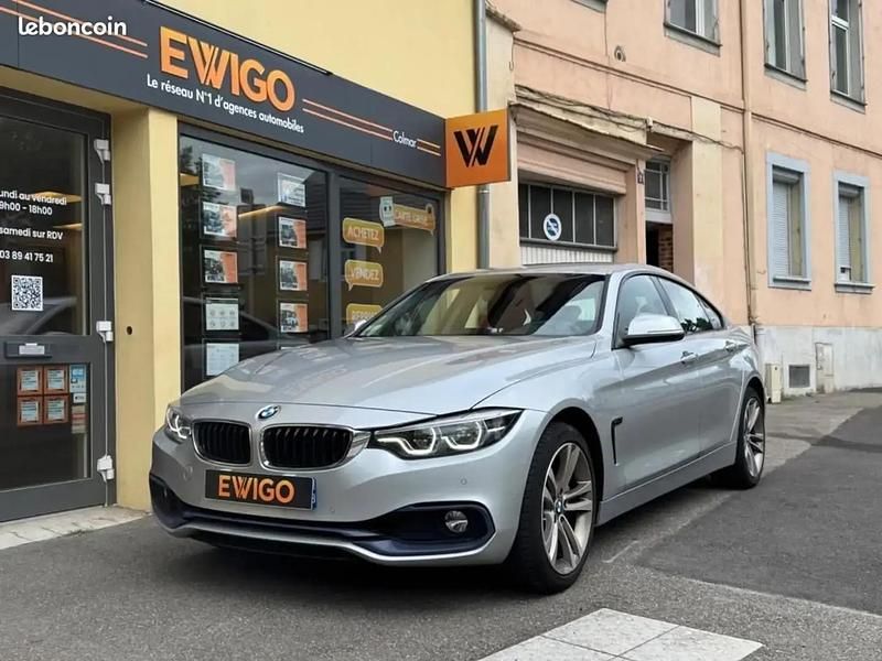 Gris Utilisé 2018 BMW 315 Luxury Line Citadine | 27 990 € - Image 1/4