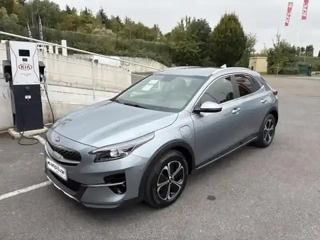 Gris acier mã©tallisã© Occasion 2020 Kia XCeed Active SUV | 16 999 € (Prix juste) - Image 1/4