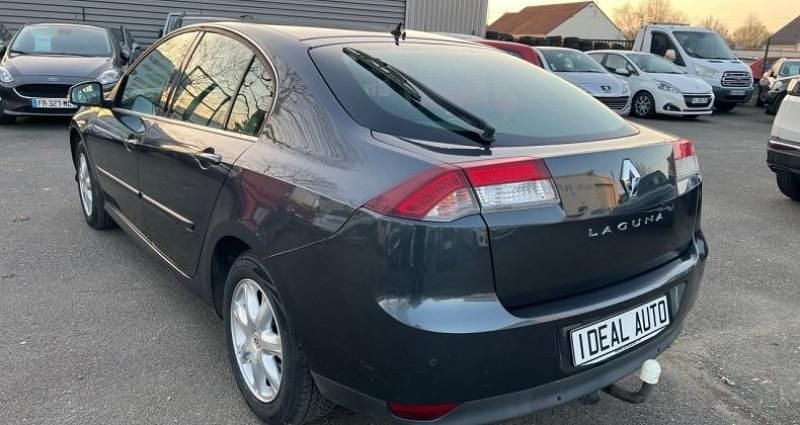 Occasion Renault Laguna III Black Edition 110 ch (80 kW) 2010 Berline