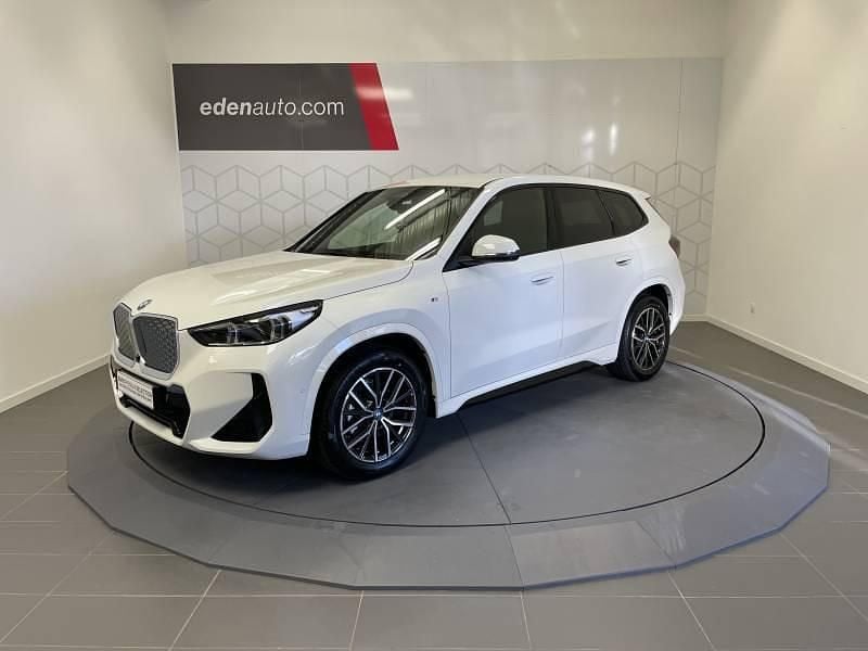 Blanc Utilisé 2024 BMW iX1 M Sport SUV | 45 000 € (Prix cher) - Image 1/4