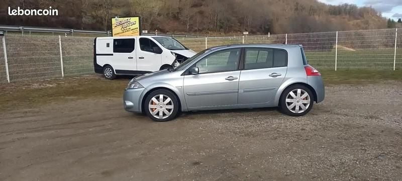 Gris Occasion 2006 Renault Mégane II R.S. Berline | 10 590 € - Image 1/4