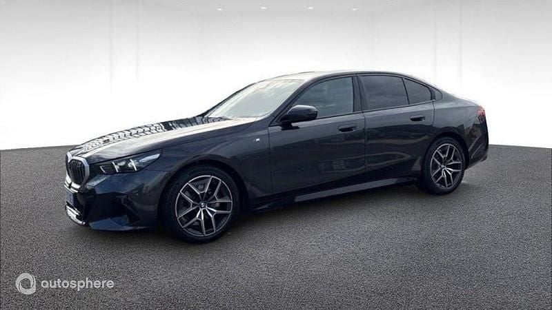 Noir Utilisé 2024 BMW 520 M Sport Berline | 53 990 € - Image 1/4