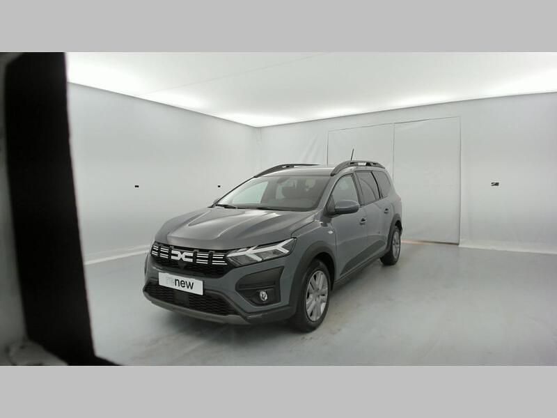 Image 3/4