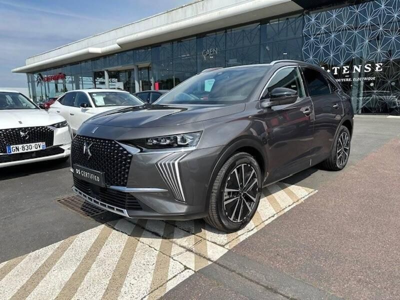 Gris Utilisé 2024 DS Automobiles DS7 Crossback Rivoli SUV | 42 990 € - Image 1/4