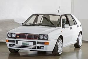 Blanc Utilisé 1992 Lancia Delta Berline | 128 500 € - Image 1/4