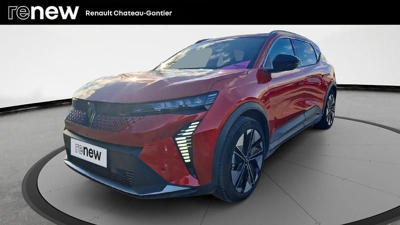 Rouge Occasion 2024 Renault Scenic E-Tech Techno SUV | 36 990 € (Prix juste) - Image 1/4