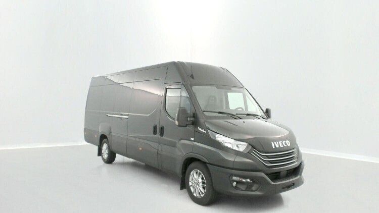 Utilisé 2022 Iveco Daily Berline | 49 260 € - Image 1/1