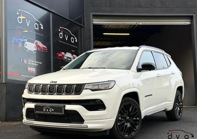 Blanc Occasion 2023 Jeep Compass Limited SUV | 24 990 € (Prix juste) - Image 1/4