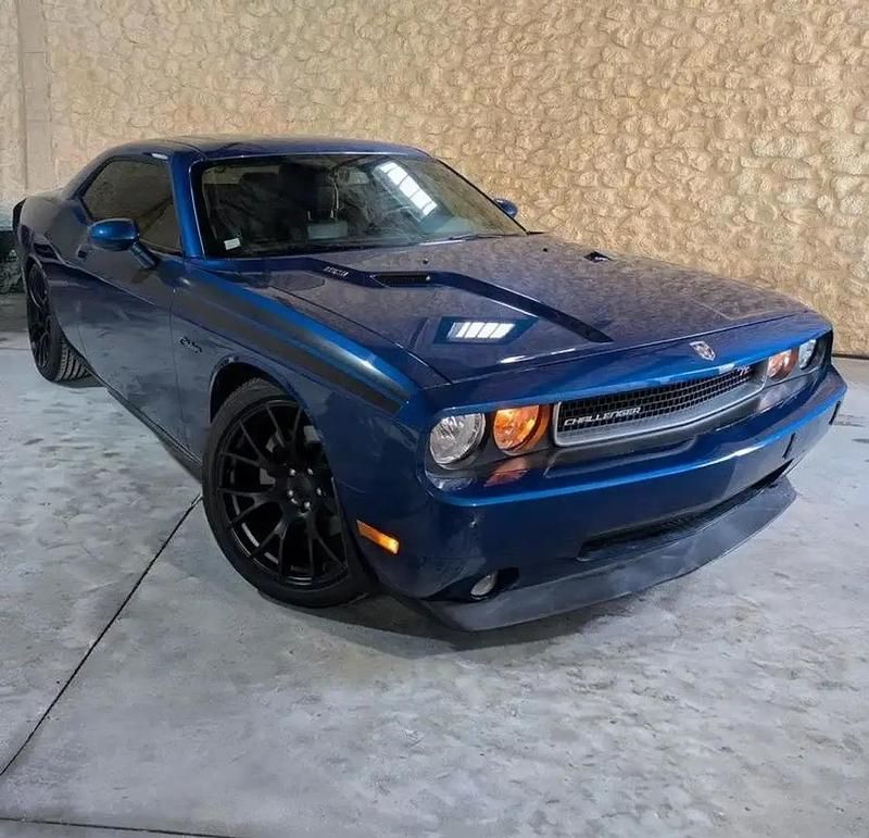 Bleu Occasion 2010 Dodge Challenger Coupé | 32 990 € - Image 1/4