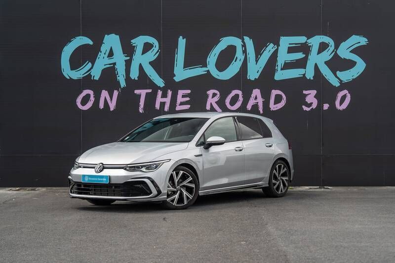 Argente Utilisé 2024 VW Golf VIII R-line Berline | 30 690 € (Prix juste) - Image 1/3