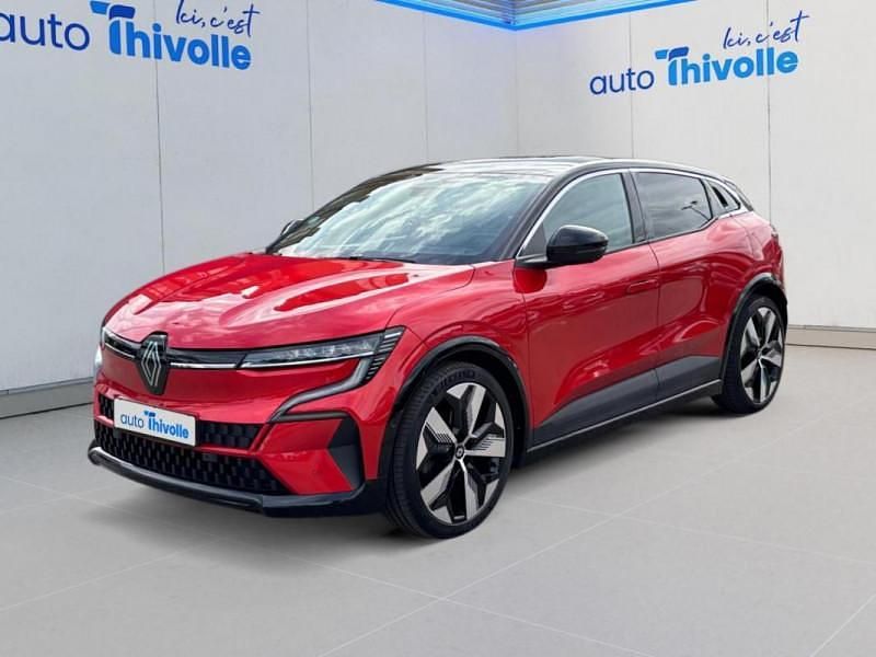 Rouge Utilisé 2022 Renault Mégane Techno Berline | 22 990 € (Prix juste) - Image 1/4