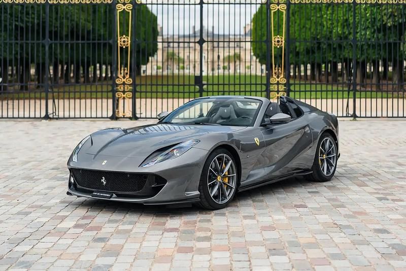 Occasion Ferrari 812 799 ch (587 kW) 2023 Gris Cabriolet