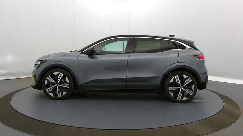 Occasion Renault Megane E-Tech Iconic 161 kW (220 ch) 2022 Gris Berline