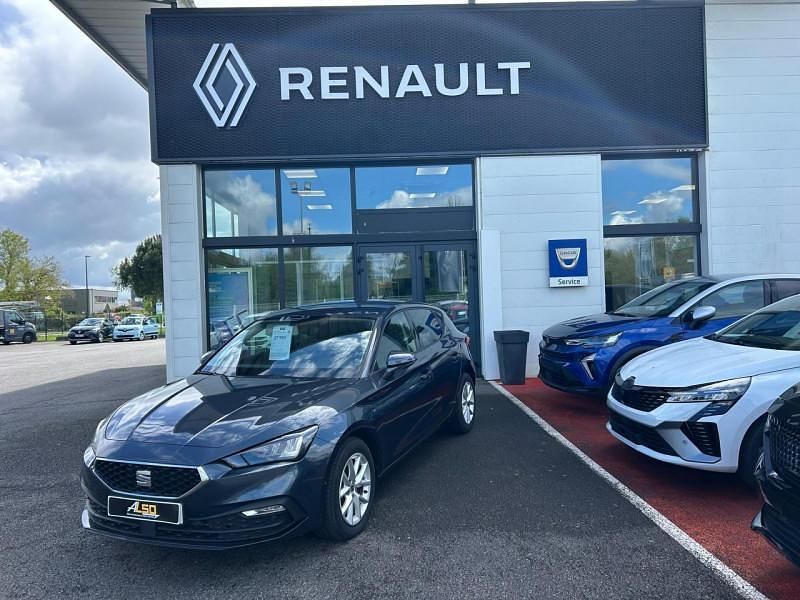 Utilisé 2024 Seat Leon Business Berline | 26 990 € (Prix juste) - Image 1/4