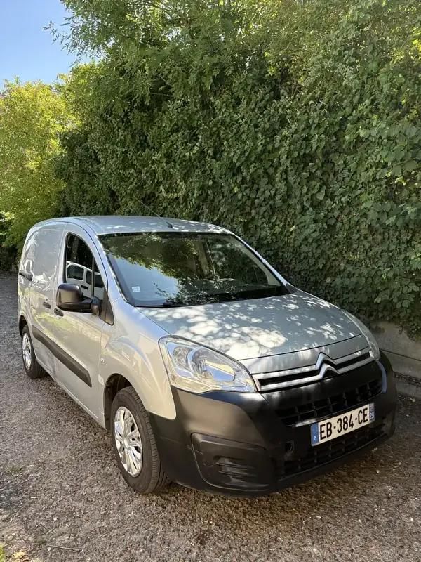Utilisé 2016 Citroën Berlingo Monospace | 4 800 € - Image 1/4