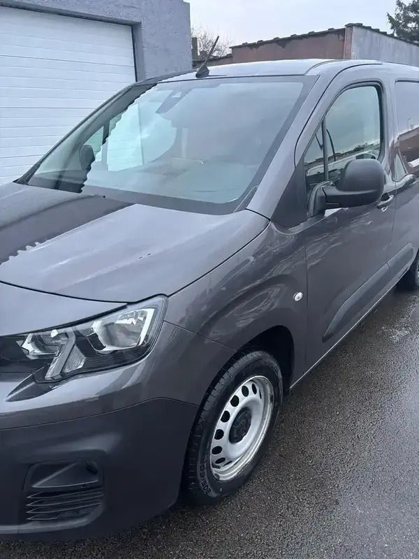 Utilisé 2021 Peugeot Partner S Monospace | 14 490 € - Image 1/4