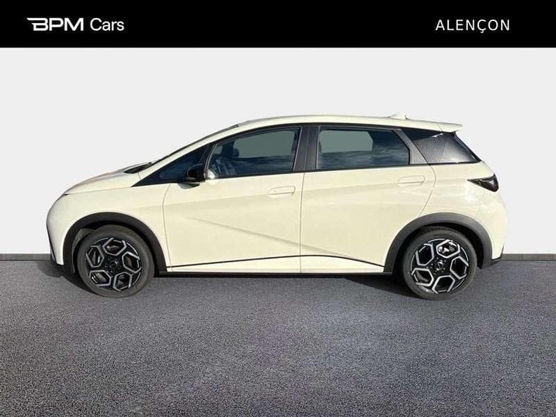 Nouvelle BYD Dolphin Comfort 152 kW (207 ch) 2025 Blanc Citadine
