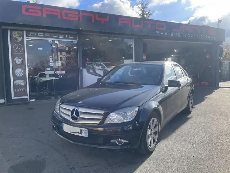 Noir Occasion 2009 Mercedes C200 Classic Berline | 8 990 € (Prix juste) - Image 1/4