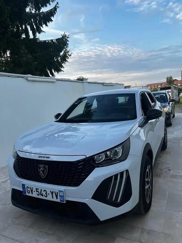 Blanc Occasion 2024 Peugeot 2008 S SUV | 15 000 € (Super prix) - Image 1/4