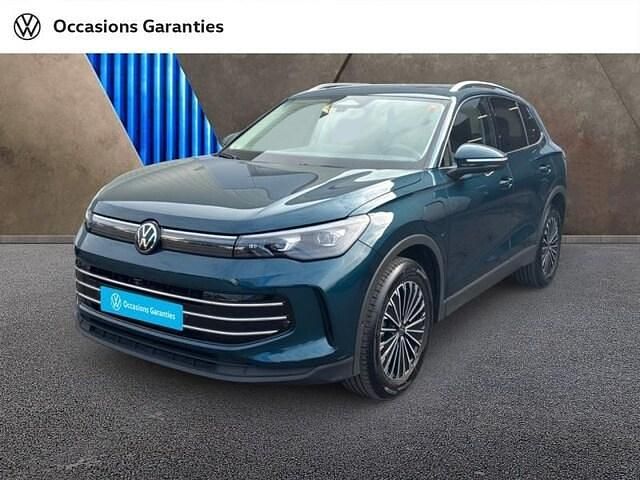 Utilisé 2025 VW Tiguan Elegance SUV | 47 795 € - Image 1/4