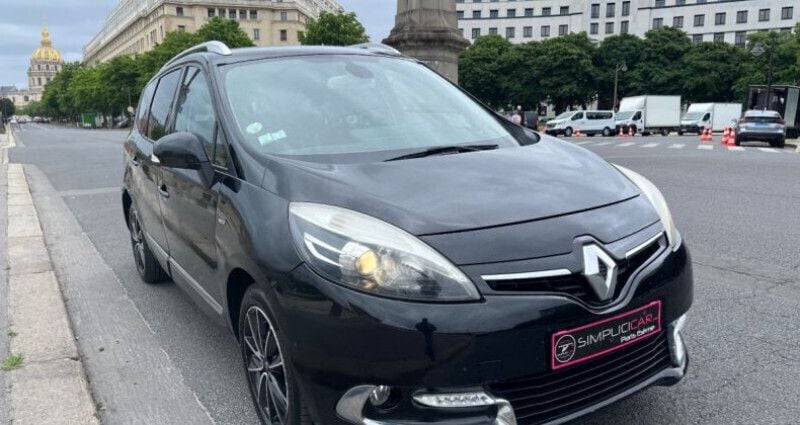 Utilisé 2014 Renault Scénic III Bose Edition Monospace | 9 990 € - Image 1/4