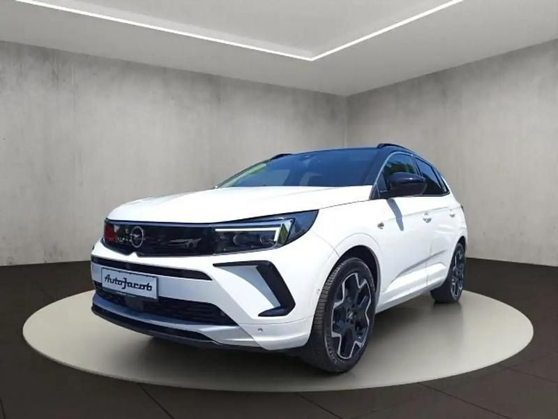 Blanc Utilisé 2023 Opel Grandland X Elegance SUV | 29 450 € (Prix assez cher) - Image 1/4