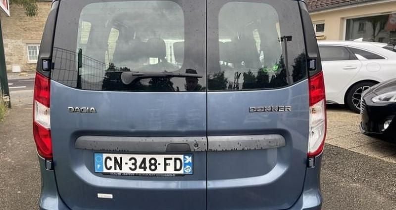Image 3/4