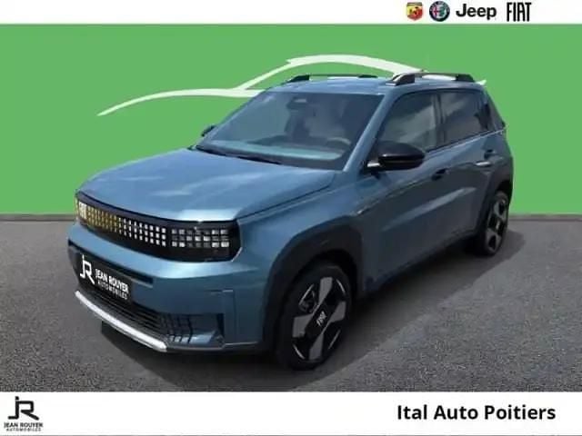 Bleu lago métallisé Occasion 2025 Fiat Grande Panda La Prima Citadine | 20 990 € - Image 1/4