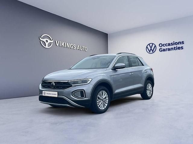 Utilisé 2024 VW T-Roc Life SUV | 24 490 € (Prix juste) - Image 1/4