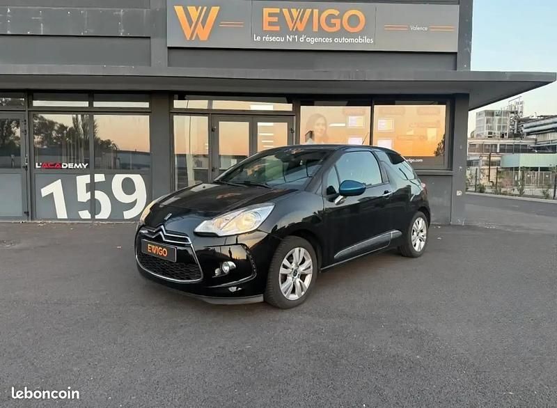 Noir Utilisé 2015 Citroën DS3 So Chic Berline | 5 890 € (Prix juste) - Image 1/4