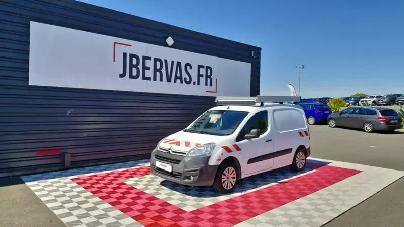 Blanc Utilisé 2018 Citroën Berlingo Business Class Monospace | 9 990 € (Prix juste) - Image 1/4