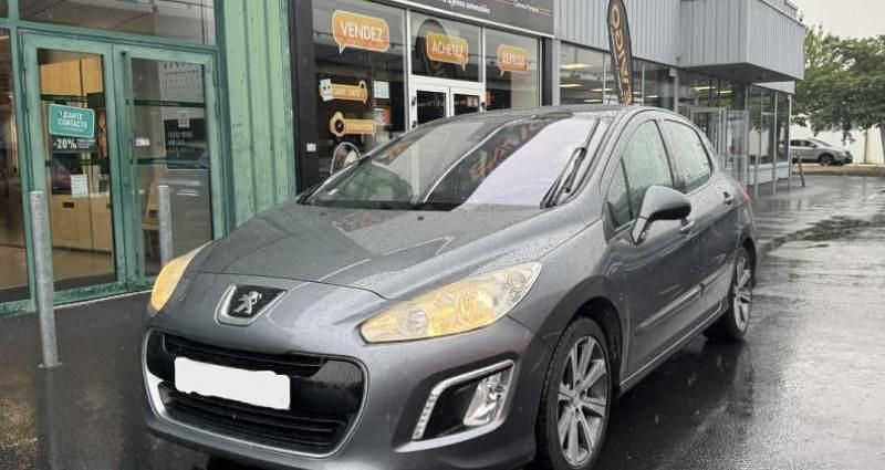 Gris Utilisé 2011 Peugeot 308 Berline | 5 990 € (Prix juste) - Image 1/4