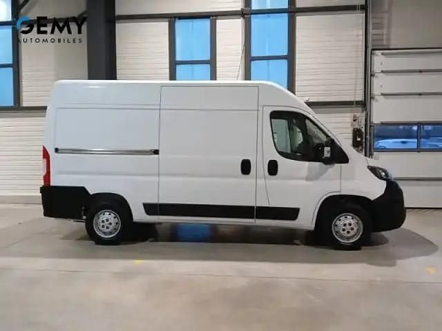 Occasion Peugeot Boxer S 2022 P. opaque blanc icy Van