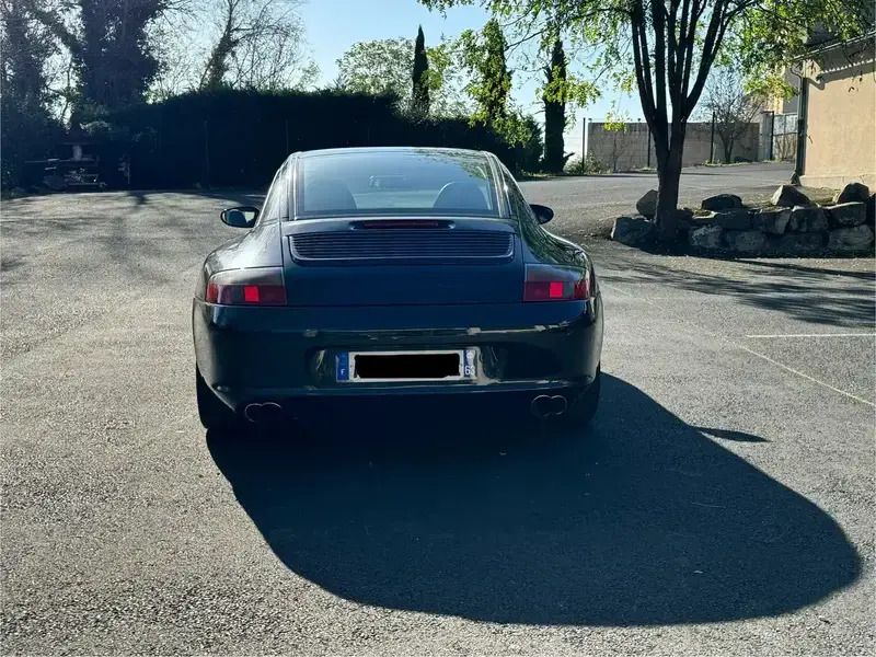 Noir Utilisé 2002 Porsche 996 Coupé | 41 000 € (Prix juste) - Image 1/4