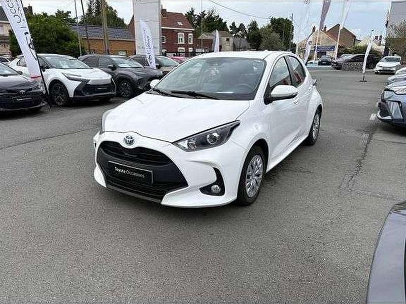 Utilisé 2022 Toyota Yaris Hybrid Business Edition Berline | 17 990 € (Bon prix) - Image 1/1