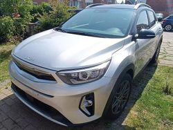 Gris Utilisé 2023 Kia Stonic Vision SUV | 17 000 € (Super prix)