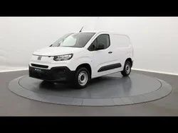 Blanc icy Nouvelle 2025 Fiat Doblò Connect Monospace | 19 990 € (Prix juste)