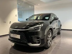 Noir Utilisé 2024 Lexus LBX SUV | 31 900 € (Prix juste)