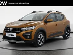 Orange Utilisé 2022 Dacia Sandero Comfort Citadine | 13 999 € (Prix juste)