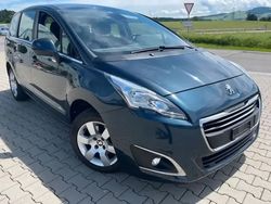 Bleu Utilisé 2014 Peugeot 5008 Access Monospace | 9 000 €