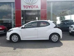 Utilisé 2021 Toyota Yaris Hybrid Business Edition | 15 990 € (Super prix)