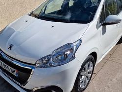 Blanc Utilisé 2019 Peugeot 208 Business-Line Citadine | 9 950 € (Bon prix)