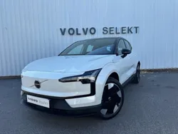 Noir Utilisé 2024 Volvo EX30 Ultra SUV | 34 990 € (Prix juste)