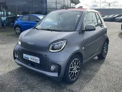 Gris Utilisé 2021 Smart ForTwo Electric Drive Prime Cabriolet | 18 990 €