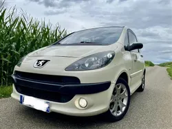 Utilisé 2008 Peugeot 1007 Citadine | 5 200 € (Prix juste)