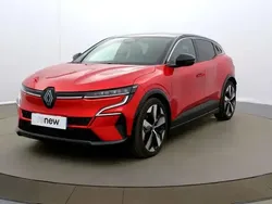 Rouge Utilisé 2023 Renault Mégane Techno Berline | 28 490 € (Prix juste)