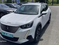 Blanc Utilisé 2021 Peugeot e-2008 Allure SUV | 15 499 € (Prix juste)