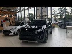 Utilisé 2024 Toyota RAV4 Hybrid SUV | 39 900 € (Prix juste)