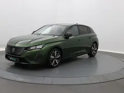 Vert Utilisé 2023 Peugeot 308 Allure Berline | 19 790 € (Bon prix)