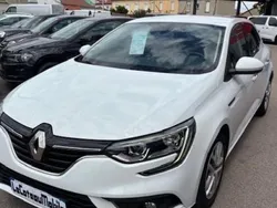 Blanc Utilisé 2019 Renault Mégane IV Business Berline | 11 990 € (Prix juste)